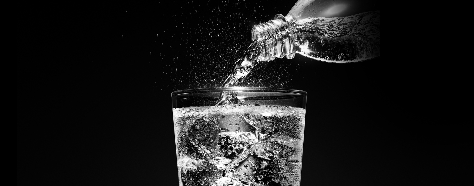 Photo: beverage container using resin that boast excellent barrier properties, &ldquo;MX-Nylon&rdquo;