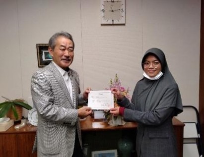 写真：2023年秋採用奨学生証書授与式の様子