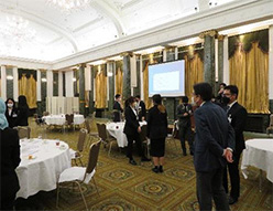 2022年12月14日　交流報告会の様子