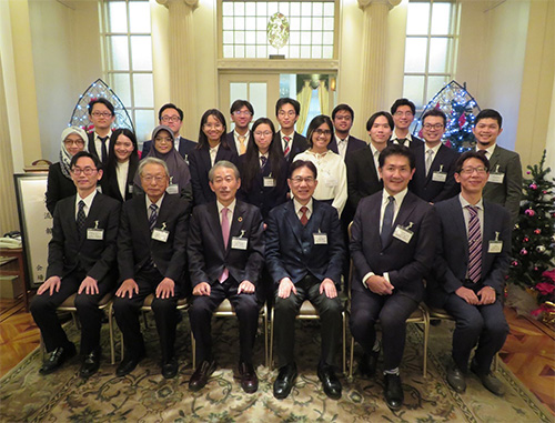 2024年12月16日 交流報告会の様子